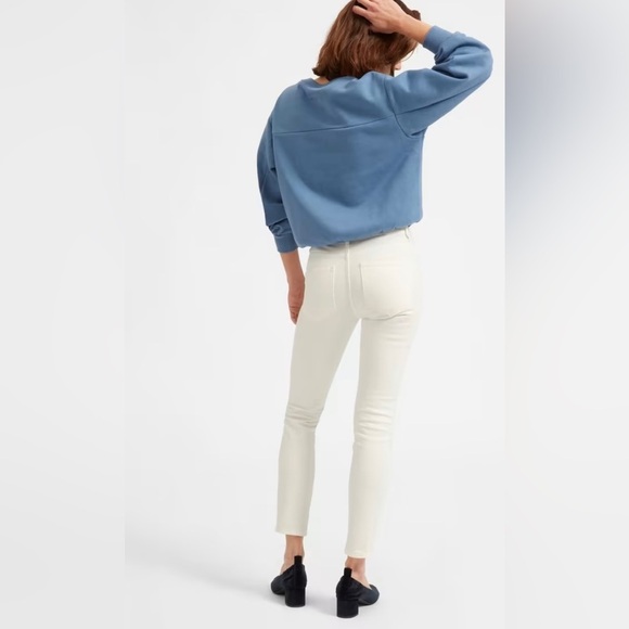 EVERLANE| White Skinny Ankle Jeans, Size 27••• - Picture 2 of 13